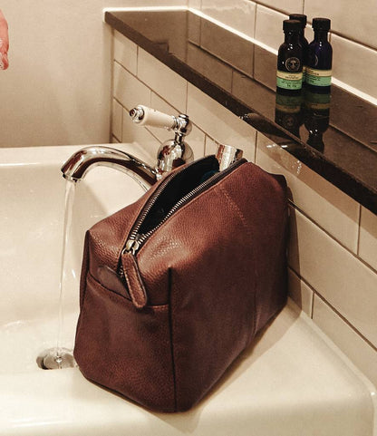 Quadra NuHide® Wash Bag